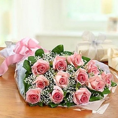 Bouquet 12 pink Roses M 44